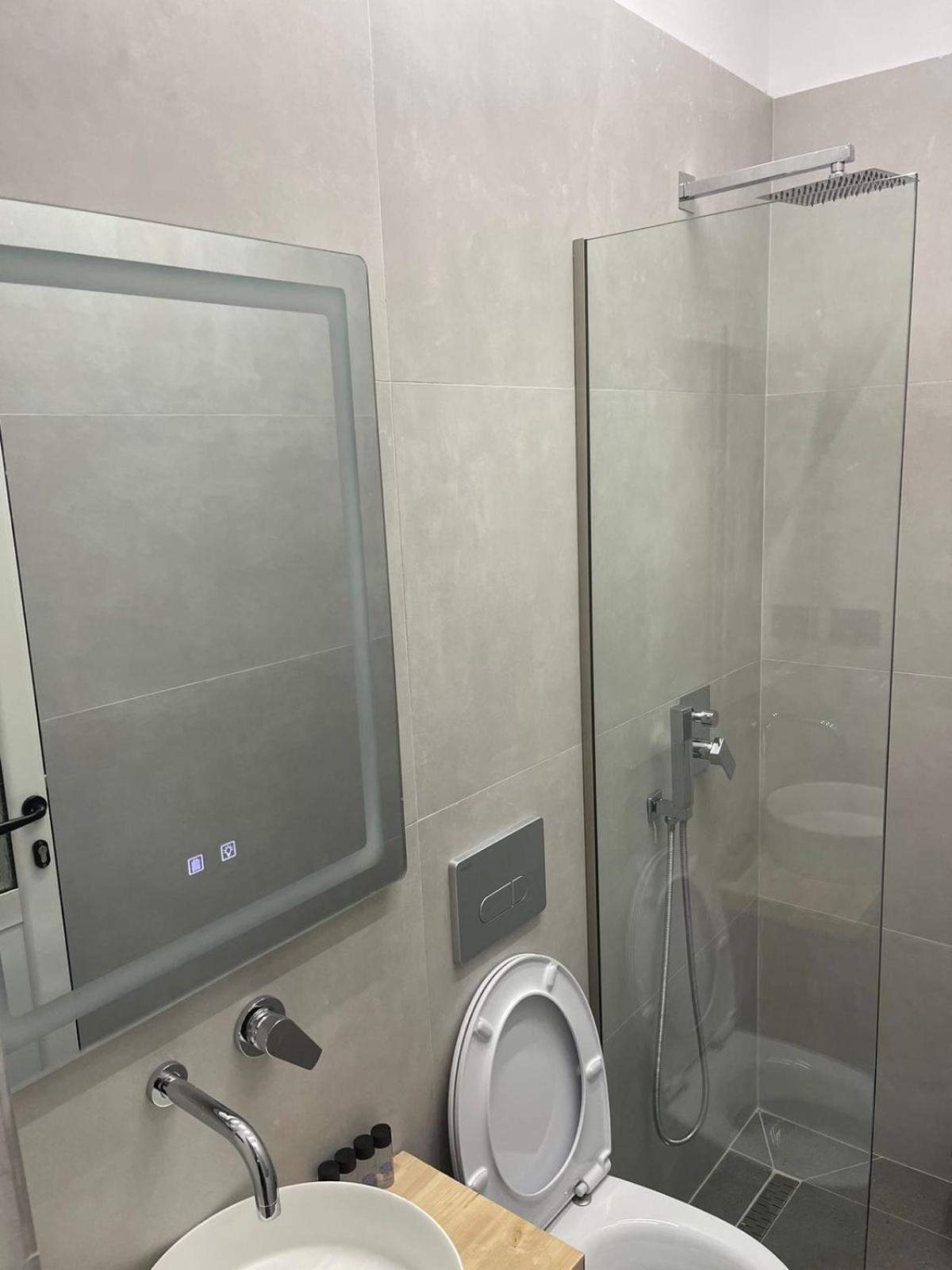 Aries Apartments Sarande Luaran gambar